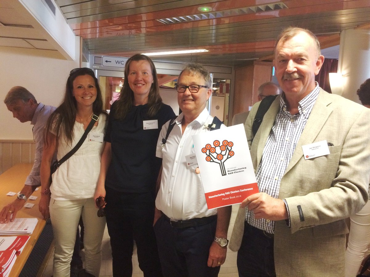 acborggren's tweet photo. Glada miner på Klusterkonferensen i Katrineholm. Tåget från Göteborg kom utan förseningar :) så nu är ännu fler kollegor från @swereaIVF på plats i "produktionsteknikens Almedalen" för föredrag och möten kring #produktionsteknik #prodswe #swerea https://t.co/Y0DgQqd67X