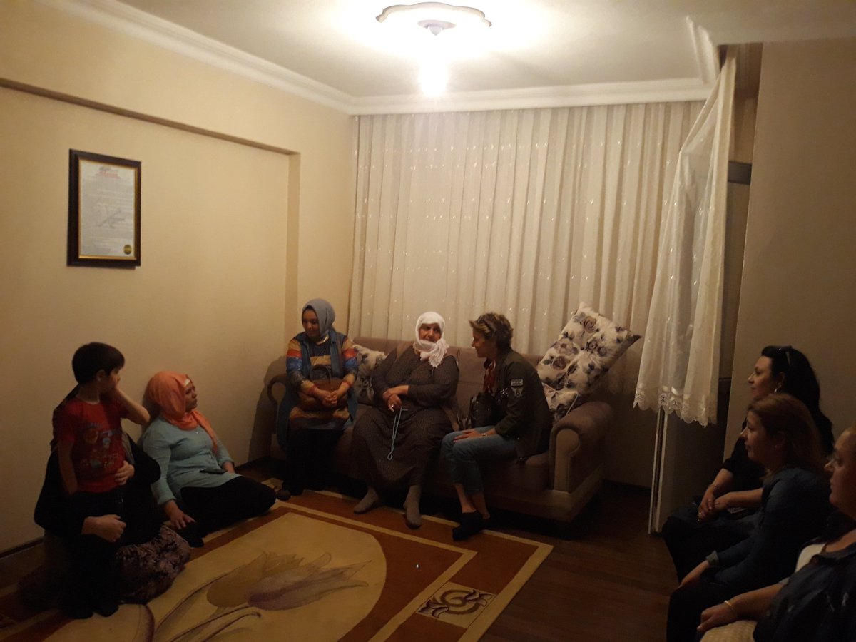 Çatalca ferhatpaşa Mahallesi'nde gönüllere misafir olmaya, Ramazanın birliğini bereketini paylaşmaya devam ediyoruz.