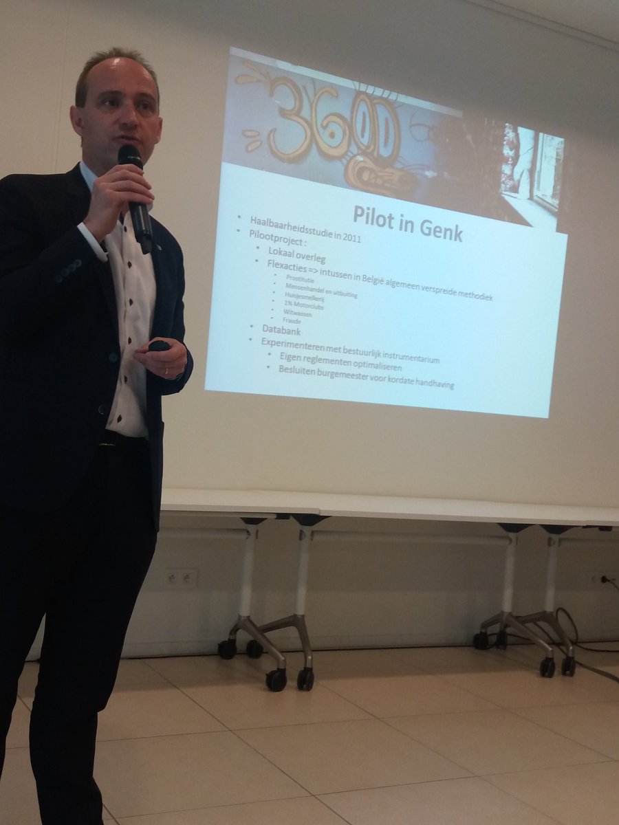 AriecLimburg's tweet photo. Schepen @DuchateauFons en burgemeester @wimdries openen het internationaal seminarie van #thbconfine in @stadgenk. Internationale samenwerking rond #bestuurlijkeaanpak van mensenhandel. https://t.co/JZr4HQkzgs