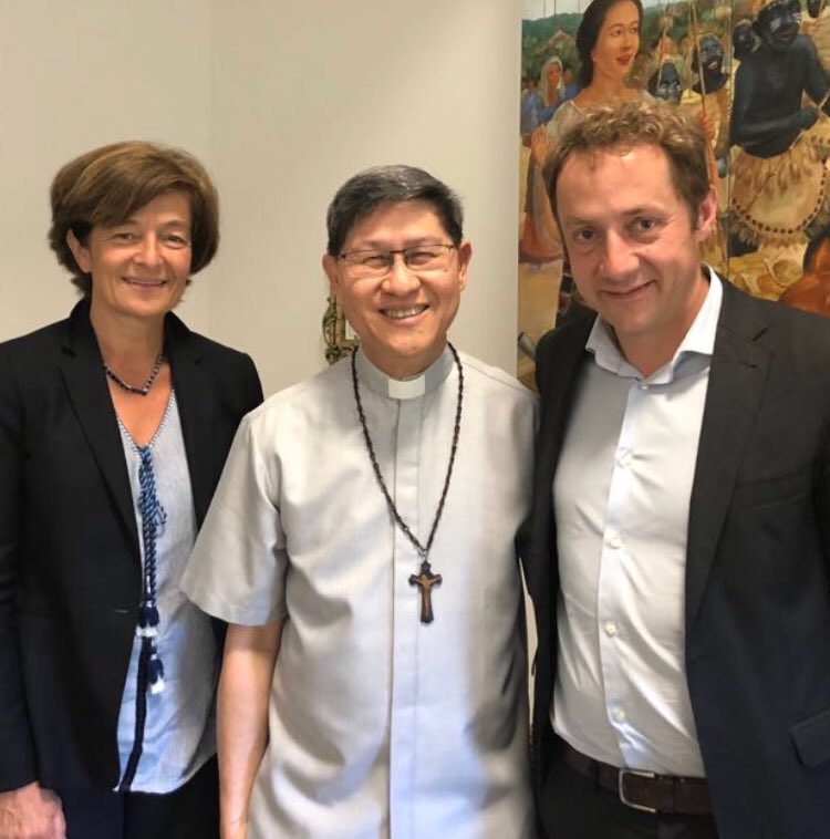 PierDurieux's tweet photo. En route vers la prochaine journée mondiale des pauvres ! Aujourd’hui @evillemain rencontre le @CardinalChito #worlddayofthepoor #18nov18 #savethedate https://t.co/jbhx2TXqqZ