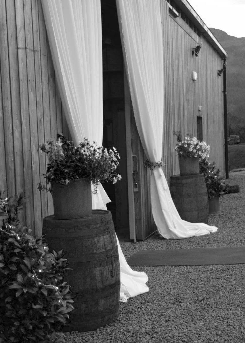 CarrickcastleE's tweet photo. We are looking forward to the upcoming wedding this weekend - fingers crossed for this fantastic weather to continue! Watch this space for photos of the barn dressed and ready for the big day... https://t.co/UW6UC8Kasc