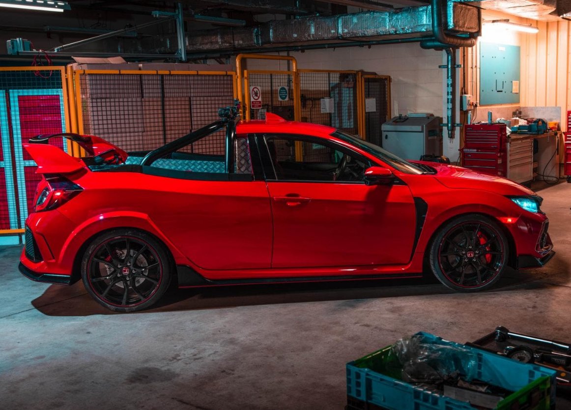 DrivenByOne's tweet image. #Honda builds crazy one-off 165mph Civic Type R Pickup 😍😍 bit.ly/2s3Akrg