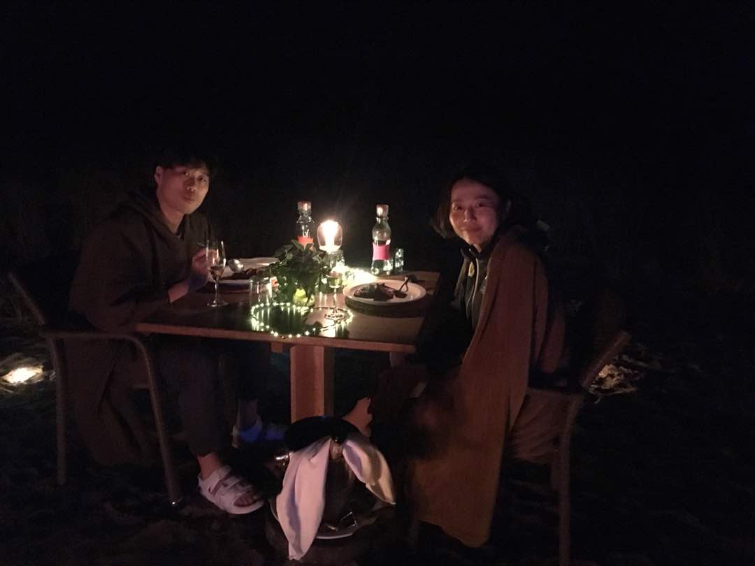 Thank you <a href="/SableSands/">Sable Sands</a> for taking such good care of our Honeymoon guests - private dinner by the fire and champagne on the house! 
We are sure they're having a great time, even if splashing elephants and roaring lions tried to keep them awake on their first night 😀
#VisitZimbabwe