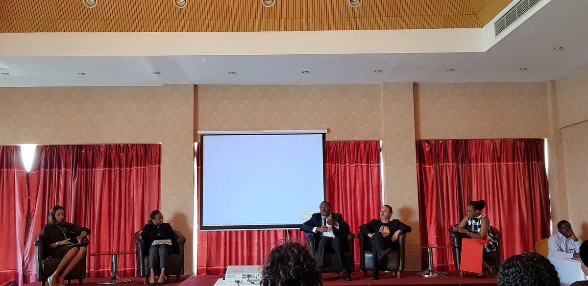 moladeadeniyi's tweet photo. Live at #ACWLagos #AfricaCommsWeek with seasoned speakers. Nigeria has extreme value to offer countries around the world, especially Africa. Economic Integration is important to ensure that communication between countries is seamless to move things ahead @eniolah @Taaluko https://t.co/KhgfoAnCYC