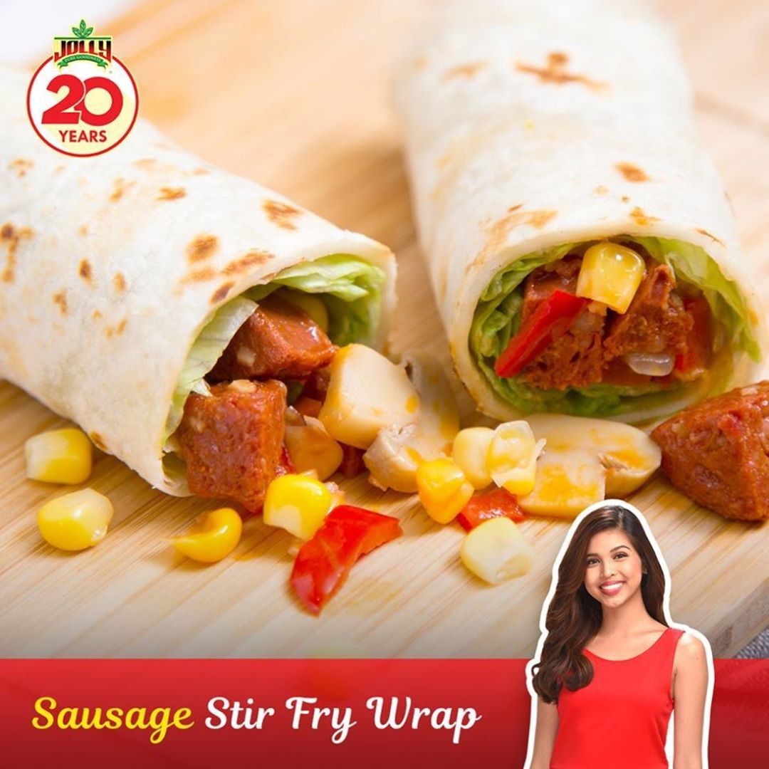 mainearchive's tweet photo. @jollyeatsPH Feed this #MakeItJolly snack to your kids ngayong summer! Prepare our #IbaNaMaine Sausage Stir-Fry Wraps, made with Jolly Pieces and Stems Mushrooms and Jolly Whole Corn Kernels. https://t.co/Lad3pKxa6s