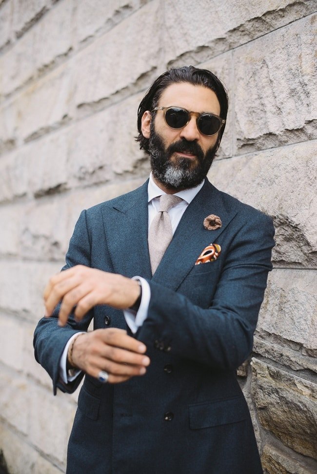 MenswearStyle's tweet photo. Secrets Only the Most Stylish Men Know https://t.co/5F6erW27dY #style https://t.co/2pI9XzrotJ