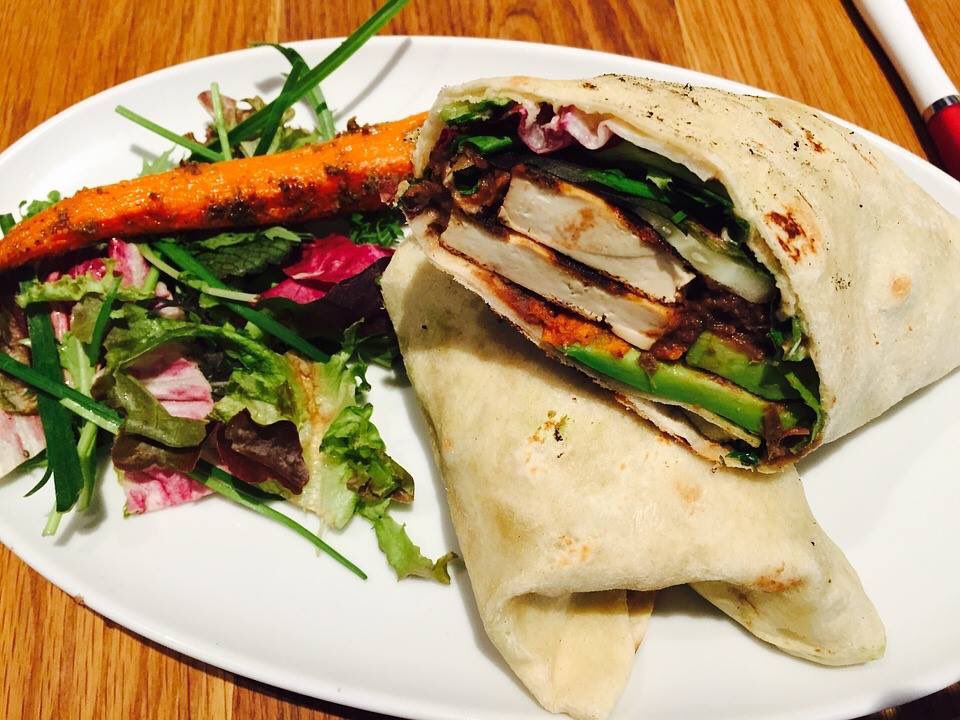 sei_dual's tweet photo. Heute möchten wir euch einen weiteren Action Point vorstellen: Ihr liebt Wraps sicherlich genauso sehr wie wir! Beim Action Point „Wrap it up“ lernt ihr von Profi-Köch*innen und Restaurant-Chef*innen wie euch jeder Wrap gelingt und köstlich schmeckt!
#seiDUAL #wrapitup #dasEvent https://t.co/JV859TzSBj