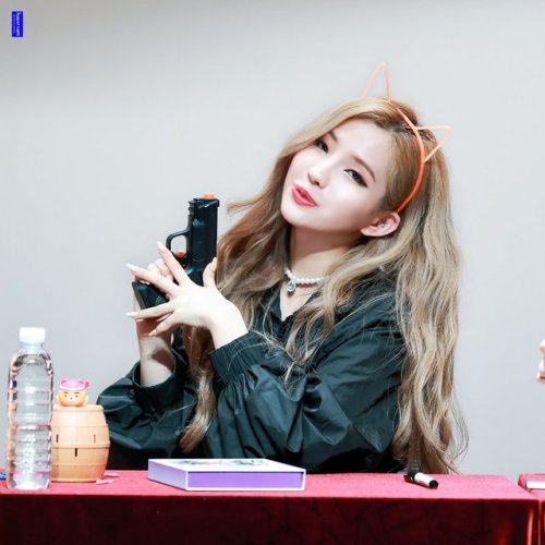 fksoyeon's tweet photo. ♡. https://t.co/uneilvt4Ek