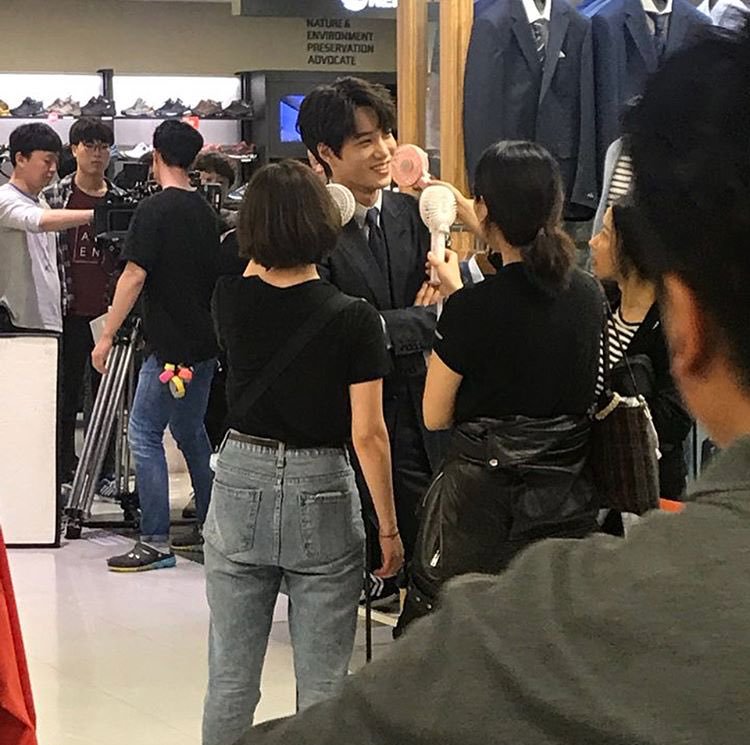 EXO_MyanmarTeam's tweet photo. 180524-hoooooong_83 IG Update with#KAI #엑소카이 #종인 #카이
Behind the scenes of " The Miracle That We Met" Ep15
https://t.co/pxgodadlvB
#우리가만난기적 #MiracleThatWeMet
@weareoneEXO
#Admin_AiKuma🐻
#EXOProtection_Myanmar #EXO_MyanmarTeam https://t.co/7AaaGSWc0r