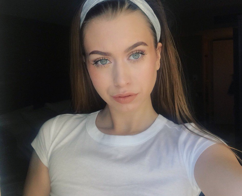 thepeachy16's tweet photo. Pure Alluring Stunning Beauty @JillKassidyy #AngelicBeauty #PrincessJill #GirlCrushEveryday https://t.co/o6DdhJaxj3