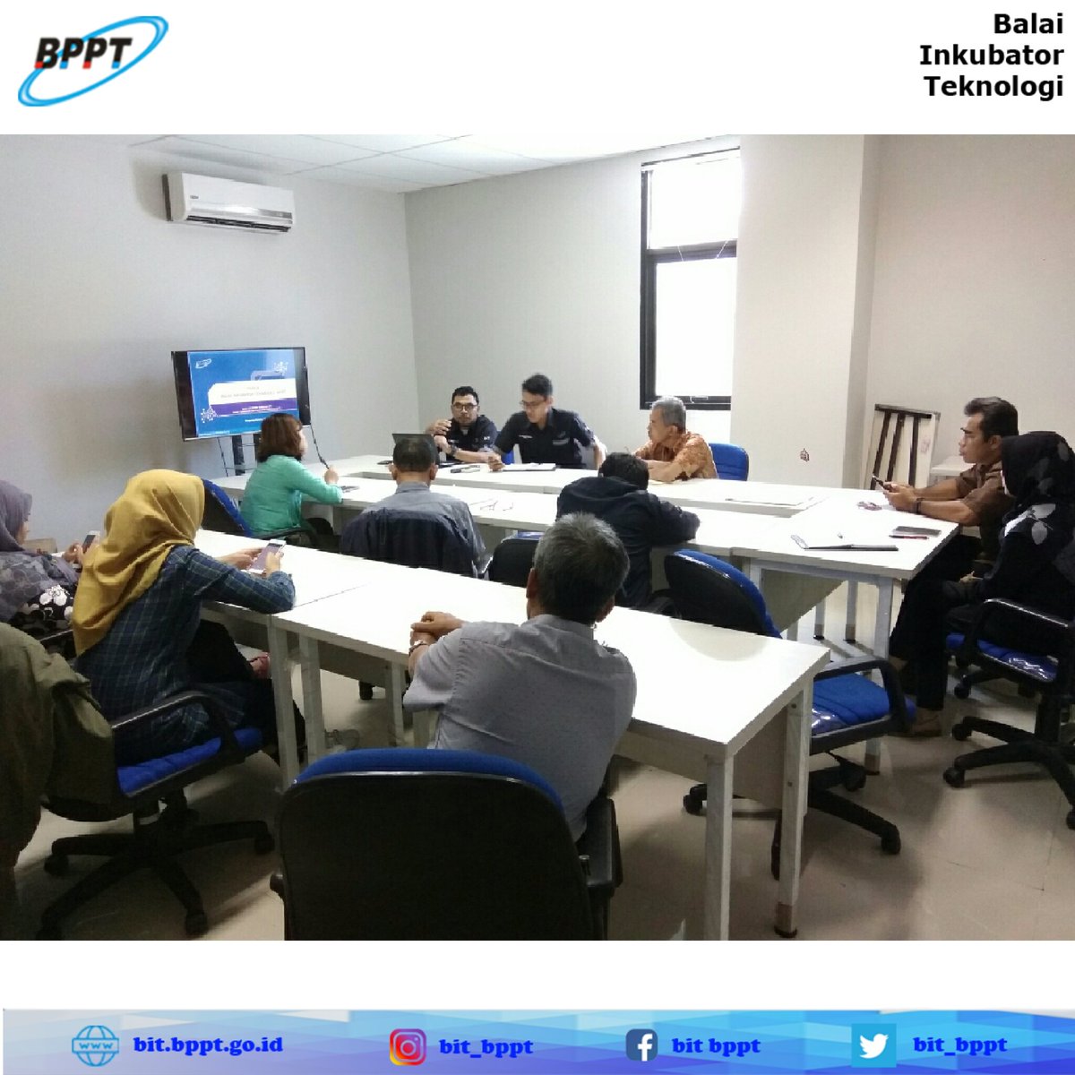 bit_bppt's tweet image. Balai Inkubator Teknologi melakukan pembahasan draft media promosi BIT terbaru, guna menunjang kegiatan BIT kedepannya.

Media promosi harus selalu mengikuti perkembangan jaman.

@BPPT_RI
#bit_bppt 
#inkubatorteknologi 
#technologyincubator 
#bppt 
#media 
#promosi