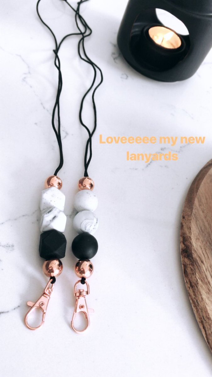 Can’t go a teaching day without my lanyard. Not only does it complete any outfit☺️☺️ Attached on mine is a whistle and a USB with resources as back ups. #acuedu_p