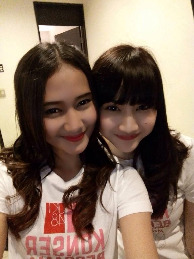 Ah iya . Kemarin , Manda memutuskan untuk mengundurkan diri dari JKT48.. 

Terimakasih Manda karena telah memilih Frieska sebagai Oshi, terimakasih juga atas kerja keras kamu selama menjadi member😊

Yang terbaik untuk kamu! Sukses terus bebeb Amanda! :)