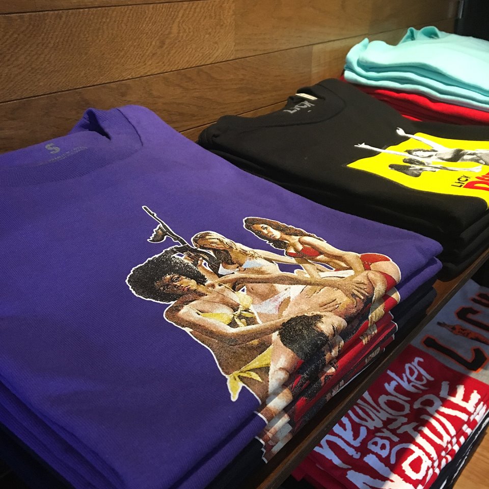 CroozeClothing's tweet photo. - Lick NYC Manhandler Tee -
Online
https://t.co/j9JlXKoxMd
【営業時間】
平日 14:00-21:00
週末 13:00-21:00
#licknyc #newyork #ny #nyc #queens #manhandler #tee #japan #osaka #selectshop #croozeclothing #大阪 #堺 #泉北 #セレクトショップ #オシャレ #お洒落 #ストリート #tシャツ https://t.co/vAudpKxaGo