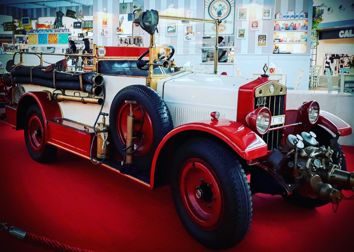 alessandrom76's tweet photo. https://t.co/opld4ryb2C
rimedi per fiamme antiche
#firefighters #firedepartment #firedpt #firetruck #firewagon #fire #flame #water #vintage #red #wagon #pump #extinguisher #pompieri #vigilidelfuoco #autopompa #fuoco #fiamma #incendio #acqua #carro #carro #pompa #estintore https://t.co/hyorESxOnx