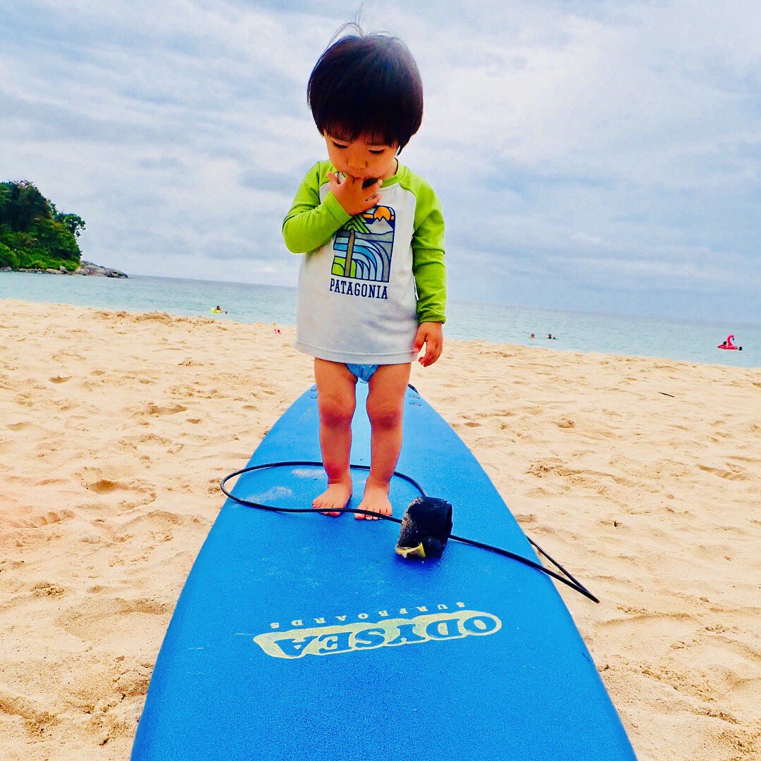 HaLeBaLeKiri's tweet photo. Surf!!! Small wave🌊
キャッチサーフをレンタルして
小波遊び楽しすぎた😆🎶 #catchsurf買っちゃおかな😁
#キリハレバレ #onetriponesong #surfing #surfbabyboy #surfergirl #singermom #tripwithbaby #momlife #ukulelesinger #japanesesinger #ukulele #trip #nature #music #surf #momsurfer https://t.co/nkHAZvOWwd
