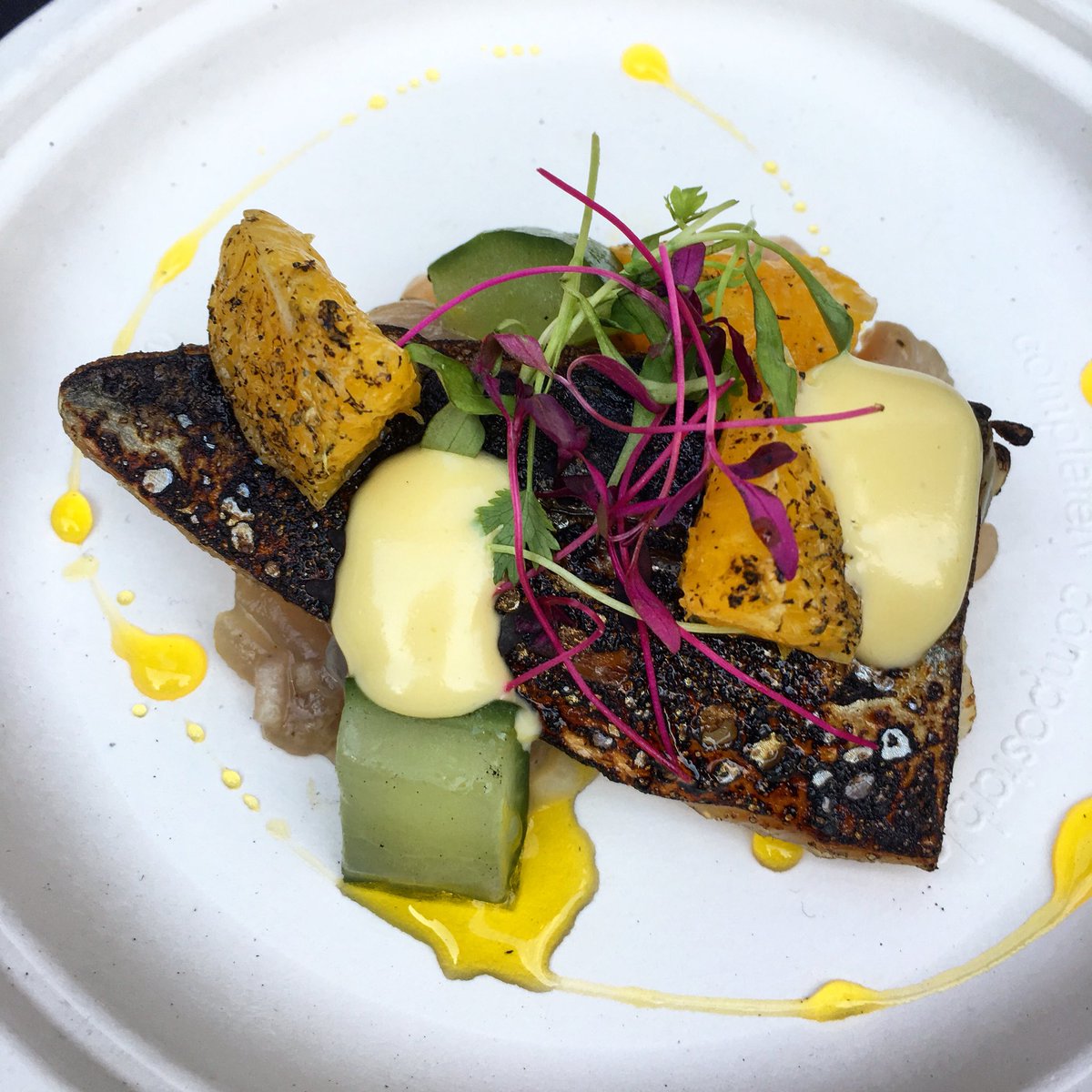ukfoodfighters's tweet photo. Favourite dish of last nights #meatvsfish event was this cornish mackerel dish by @WrightBrosLTD ๐๐ป - such great cooking! thanks for a great event @ChangeHsp ๐๐ฆ๐ฆ https://t.co/OQIibzdB35