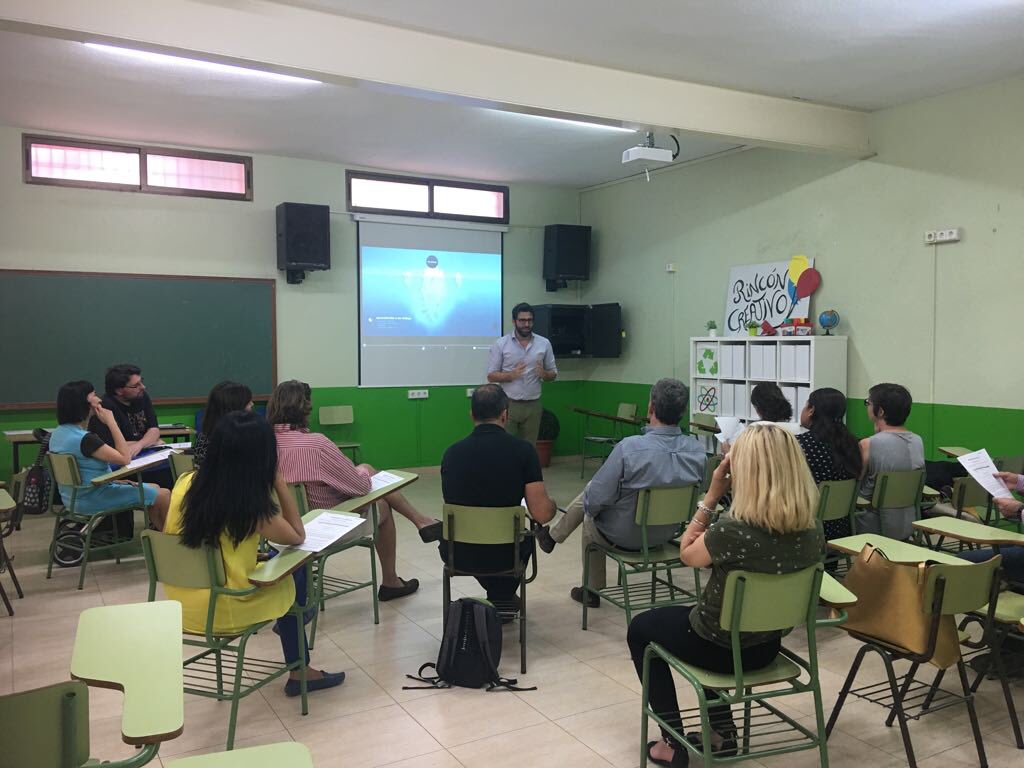 Ayer en el <a href="/ColegioCei/">ColegioCei</a> hablamos sobre la autoestima y cómo ayudar a que nuestros hijos desarrollen una autoestima sana y positiva con 10 ideas en el taller “Aprendiendo a ser felices”.