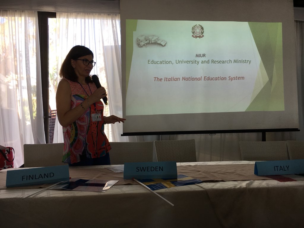 We are learning about the Italian School System today <a href="/IC_XXSETTEMBRE/">IC_XX_SETTEMBRE</a> <a href="/arbetsro/">Skönsmons skola</a> <a href="/ElPenascal/">CEIP EL PEÑASCAL</a> @KuloinenSchool <a href="/PiltonBluecoat/">Pilton Bluecoat Academy</a> #GettingThereOnYourOwn #Erasmusplus