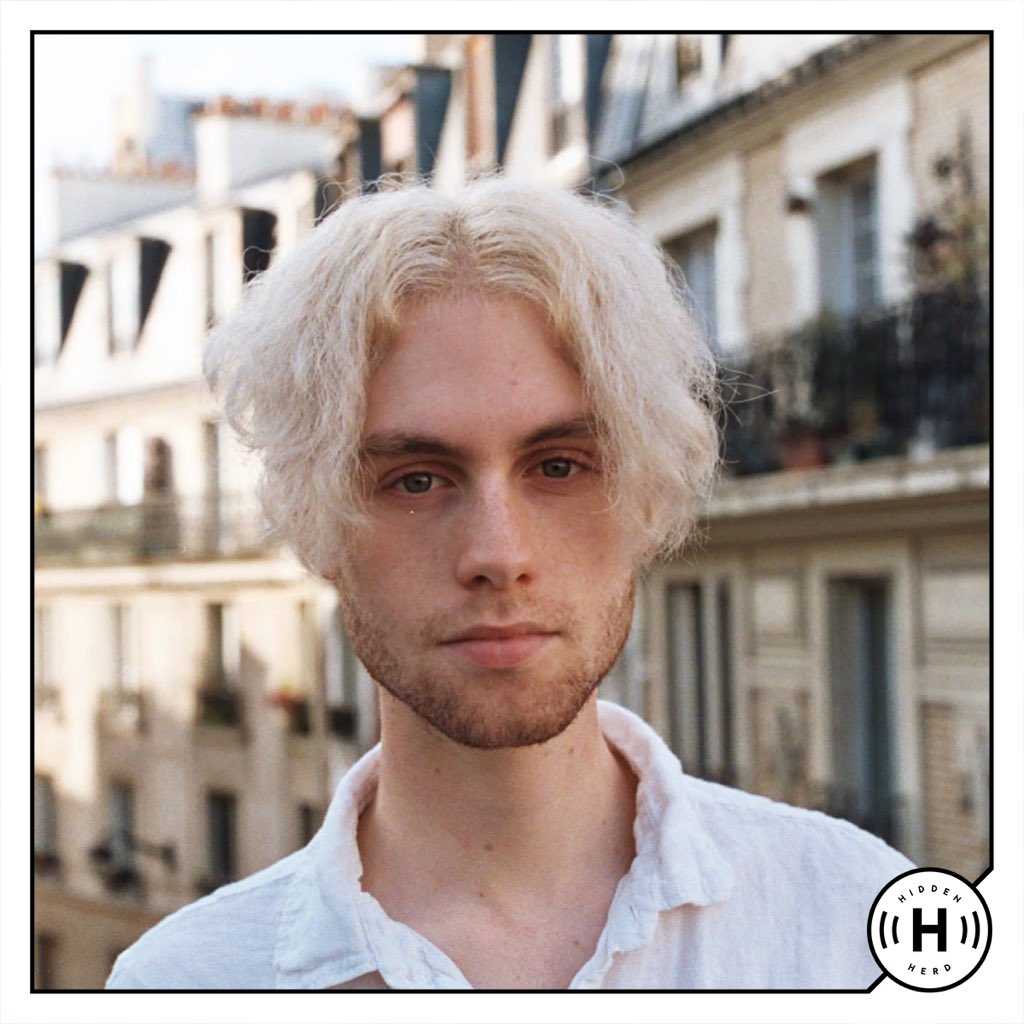 NEW 🔊 | Today's #newmusic spotlight is on Brighton multi-instrumentalist <a href="/Tuvalmusic/">Tuval</a>. Click here to check out the otherworldly 'Sunken Stone', the latest single from his new EP, on <a href="/HIDDENHERD/">Hidden Herd</a> ➡️ bit.ly/2IJauyX 🎶