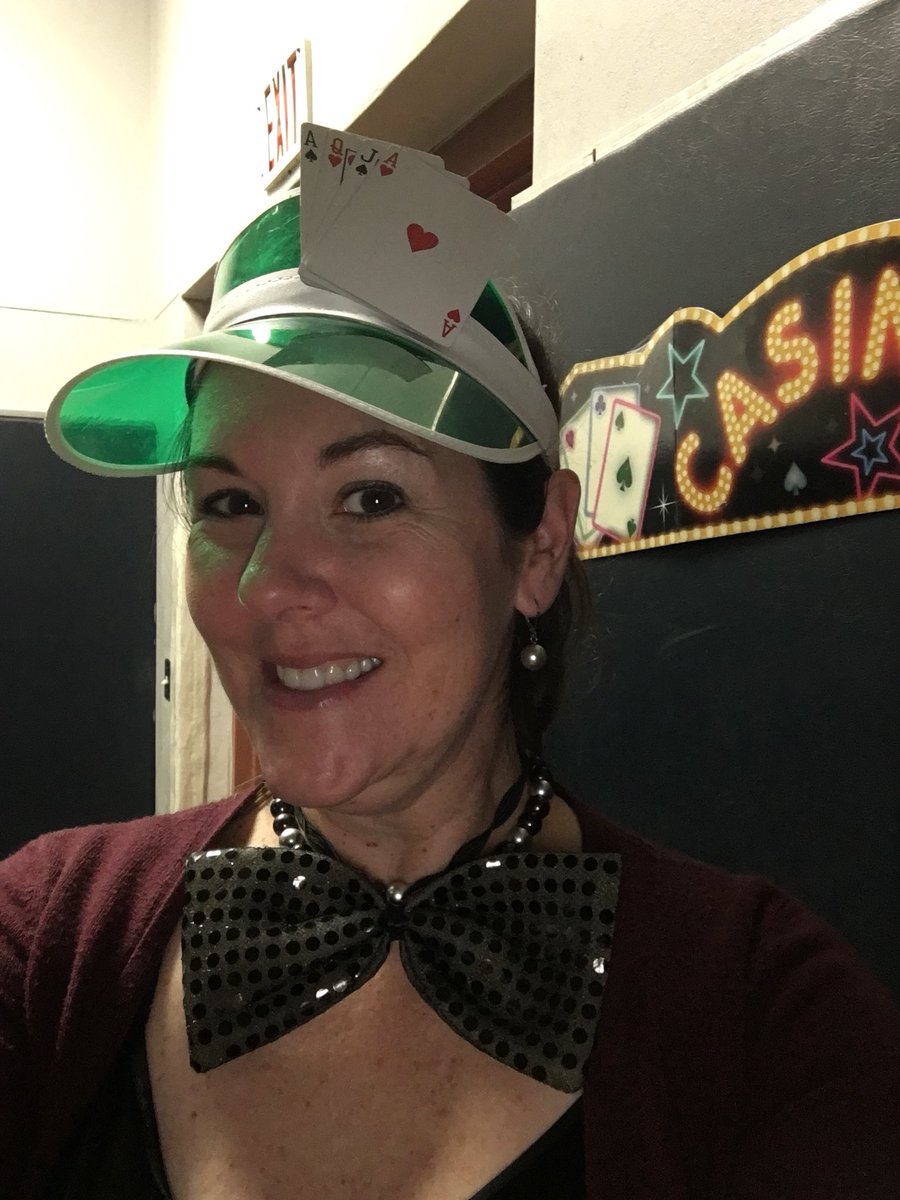 Mrs_E_Ferris's tweet image. Still going strong... love dealing blackjack at #projectgrad