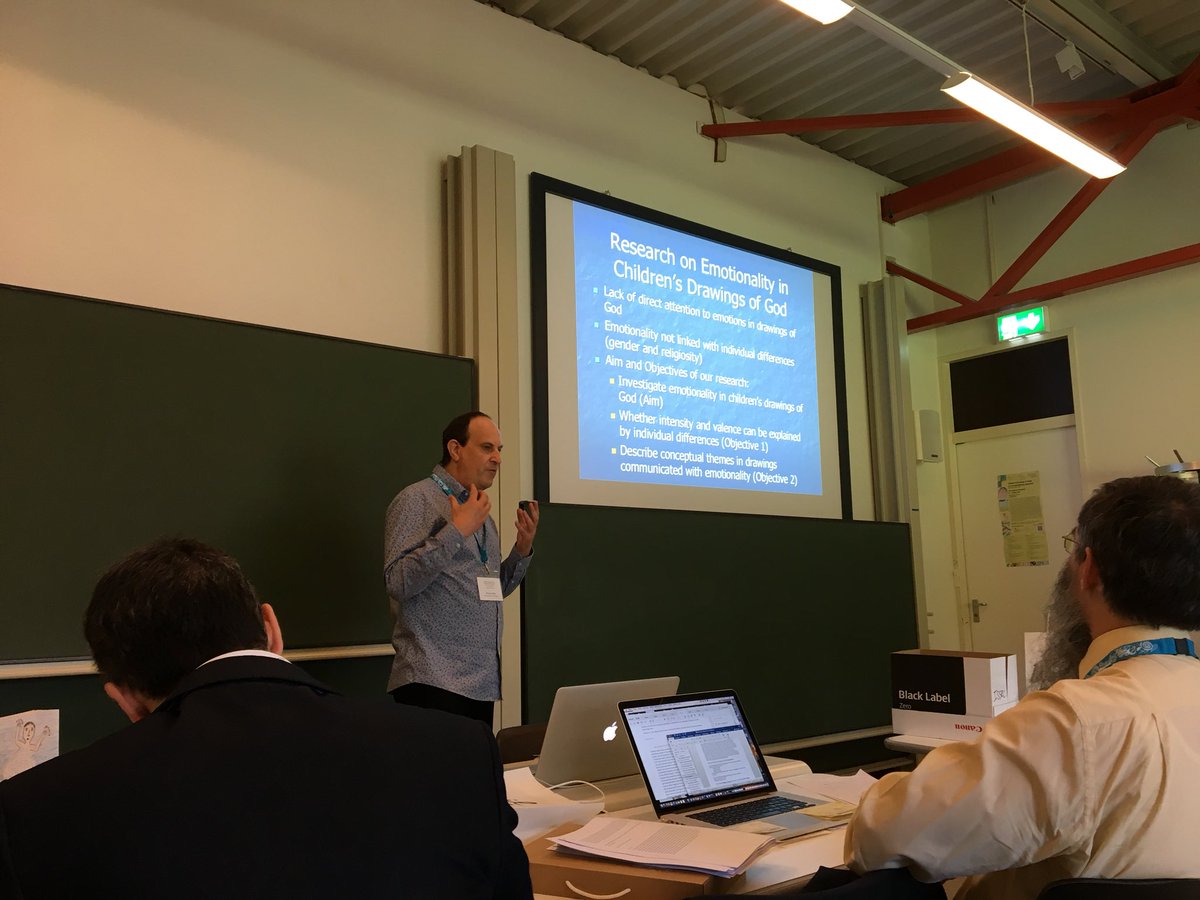 DessartG's tweet photo. Richard P. Jolley presenting our research on emotionality in children’s drawings of God at #unilausanne #Wsddd18 #staffspsych https://t.co/G9sQQcOhN2