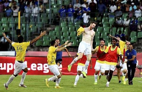 @KeralaBlasters Semifinal away leg against @ChennaiyinFC. We are a Man down in the pitch , but not in the ground, and aggregate score 3 3. The fan army was still confident of the team and proving that @Pearoboy25 scores the magical goal. So happy to witnessed it live #kbfc