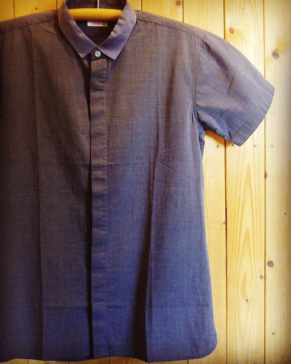 Phillip66maki's tweet image. 「リーズナブルな、シャツ(半袖)」
COMBED COTTON100%ダフルカラー比翼シャツ5000yen +tax
#import #brand #combed #cotton #比翼仕立て #ユニセックス #カジュアル #洋服屋 #kagoshima #student #family #artist #お洒落さんと繋がりたい #洋服好きな人と繋がりたい #音楽好きな人と繋がりたい