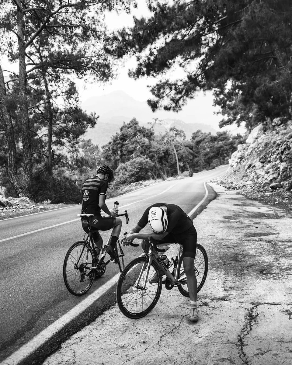 Sonunda başınızı kaldıramadığınız bir tırmanış, iyi bir tırmanıştır. Fakat henüz ortasında başınızı kaldıramıyorsanız, o yol Feslikan'a gidiyordur.