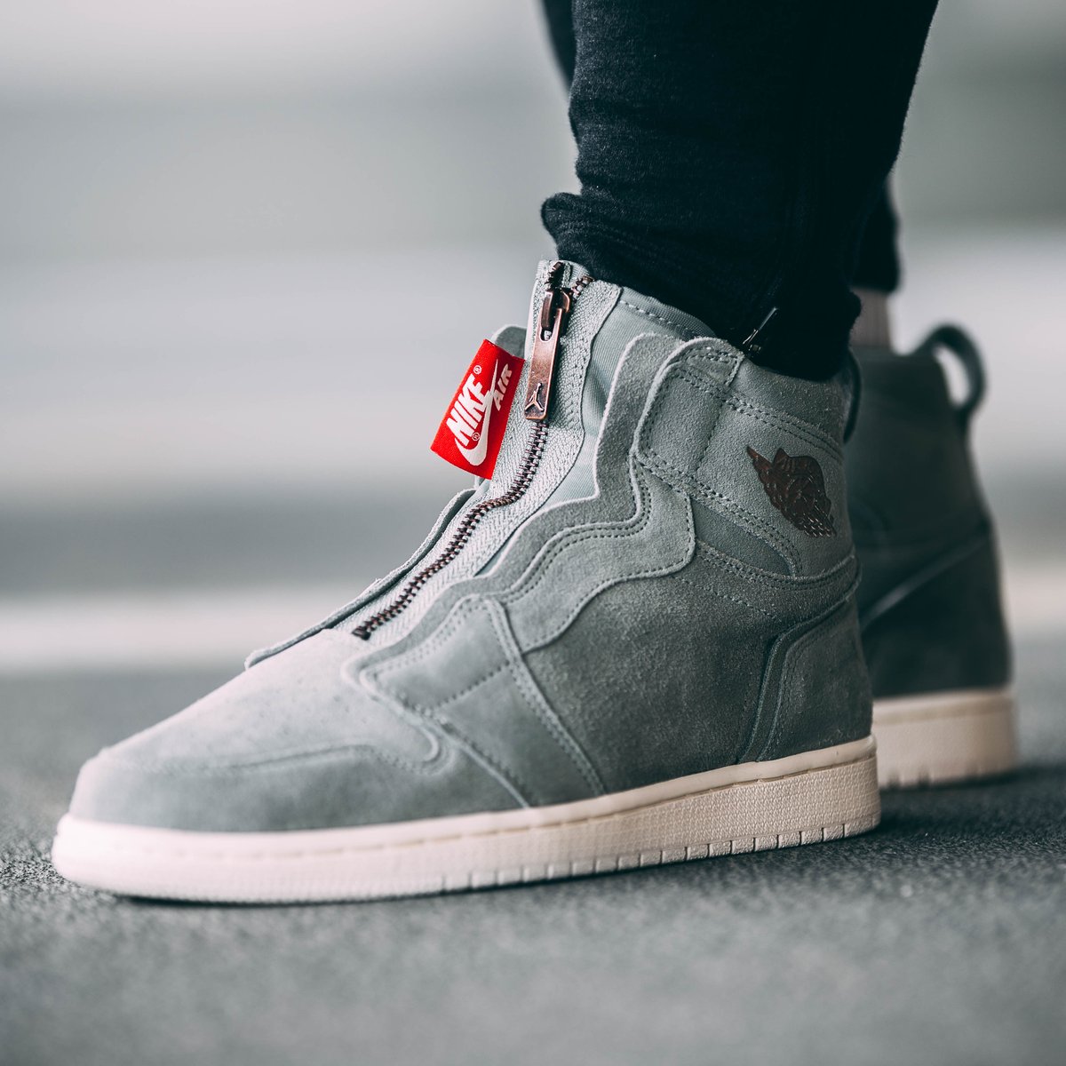 air jordan 1 high zip mica green