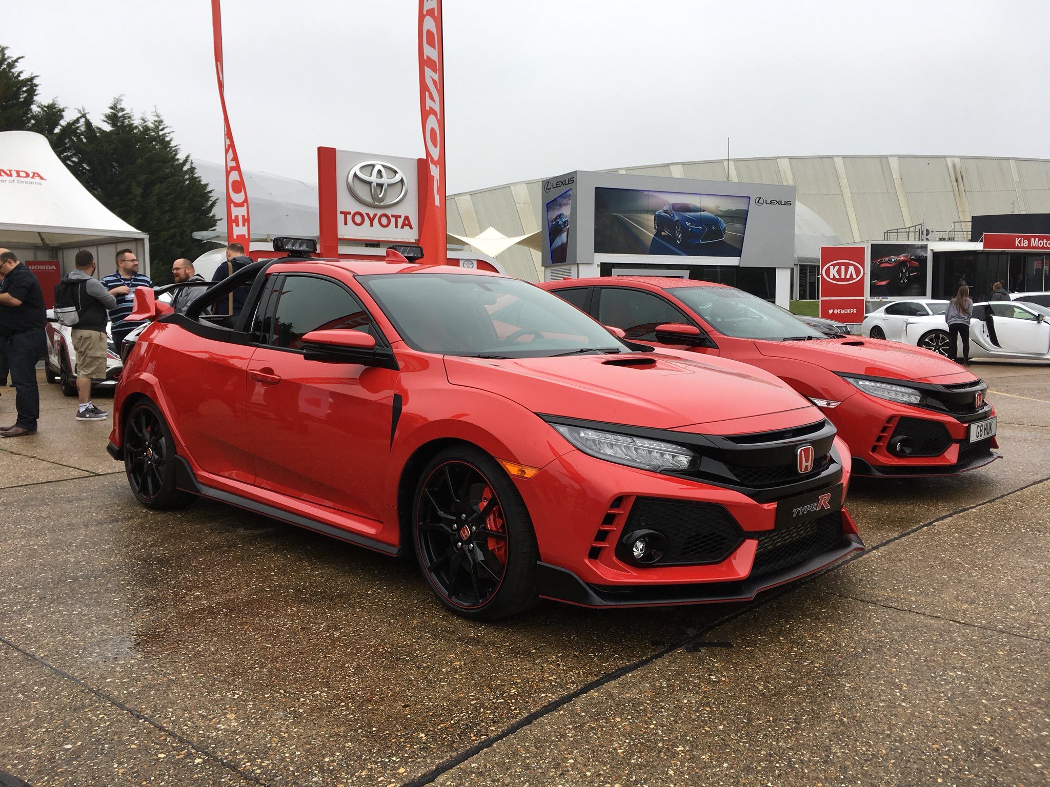 Honda Civic TypeR FK8 - Matthew Robinson - Stance Auto Magazine