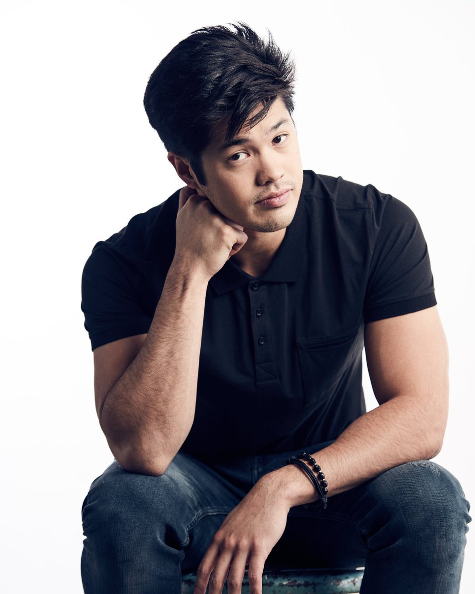 finnthrones's tweet photo. se tem uma beleza que merece ser enaltecida é a de ross butler eu to muito apaixonada https://t.co/plEvDCl7QV