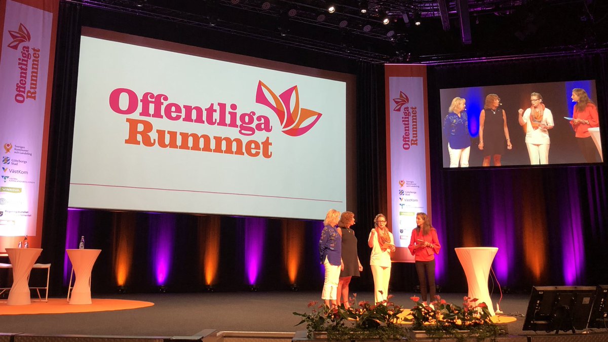 Bara 1 av 4 invånare är nöjda med den digitala servicen i offentlig sektor. Och det är ändå en ökning från 1 av 5 sen förra mätnkngen! Dags att accelerera utvecklingstempot och använda invånarnas förväntningar som drivkraft för #innovation säger <a href="/eJeBi/">Jenny Birkestad</a> på @S_K_L. #offrum