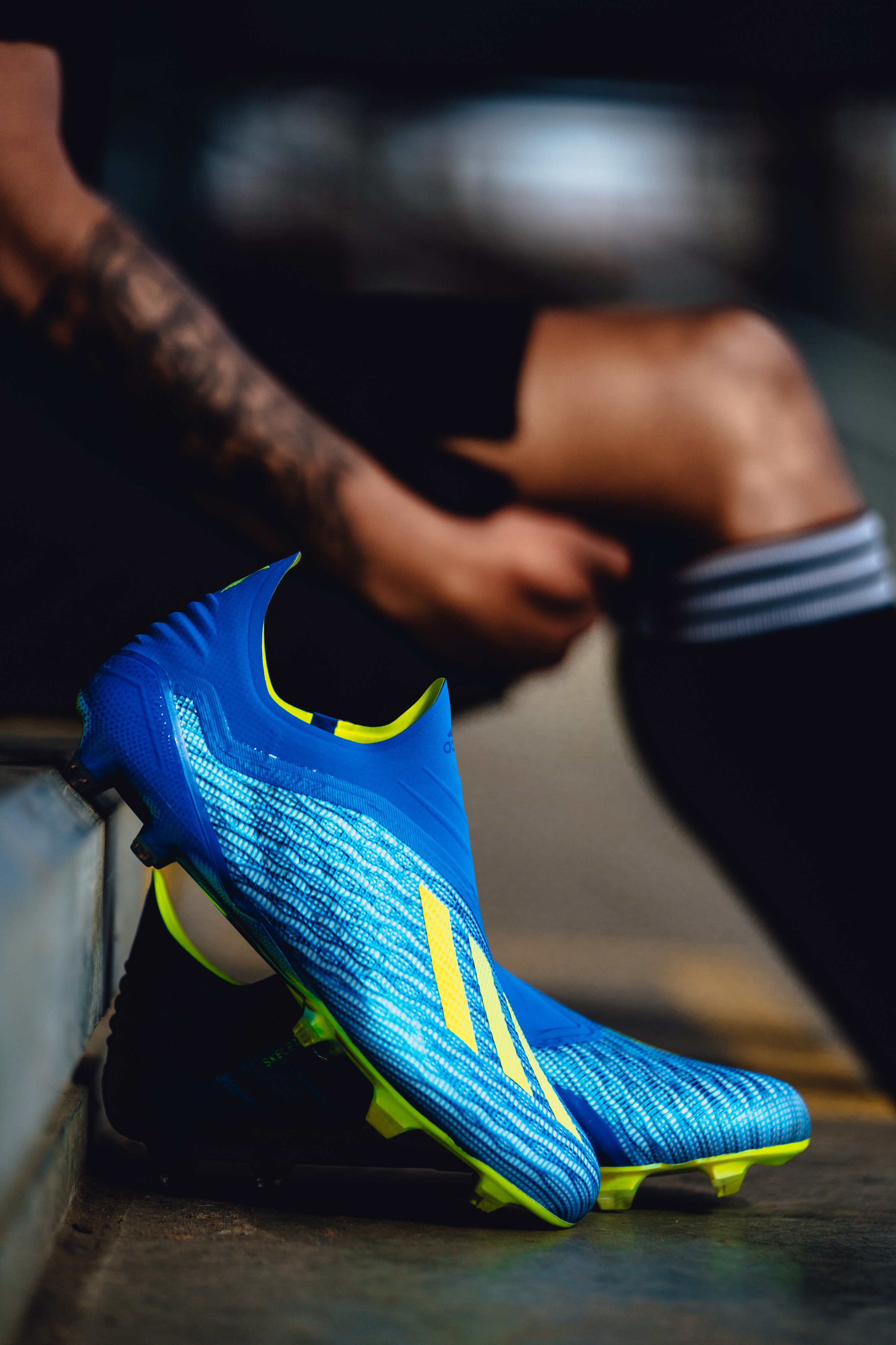 adidas Football on Twitter: "Unleash speed. Introducing the all-new Energy Mode #X18+, exclusively available through adidas and partners. 👉https://t.co/1ov2Ks3UJY 👈 #HereToCreate https://t.co/qhzMO7cX6X" / Twitter