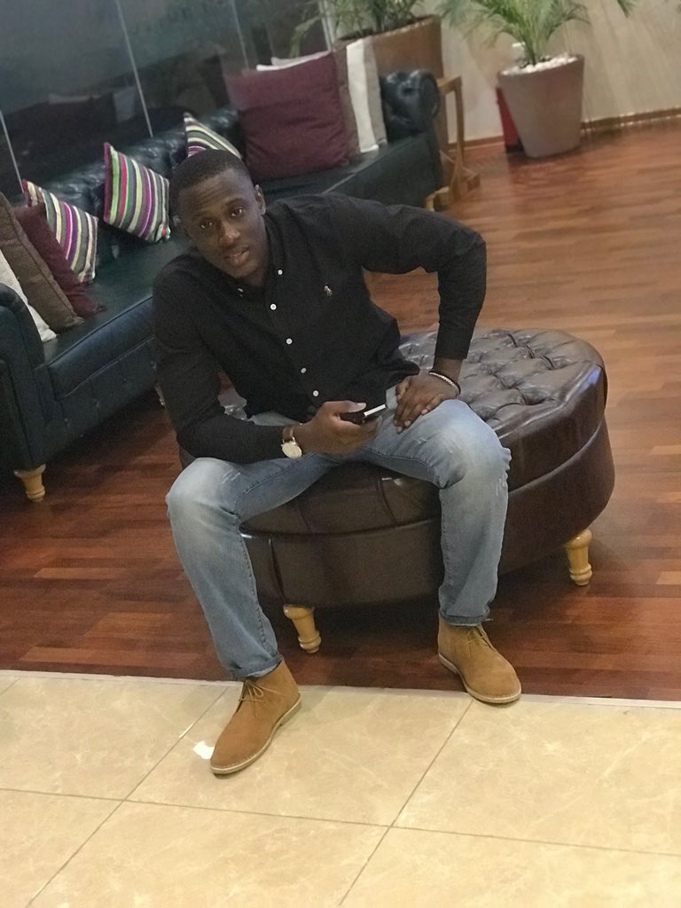 wofapapabi's tweet photo. #FineAshantisTwitter 🙌🏻👨🏿‍💻🤴🏿
The Real Deal💁🏿‍♂️ https://t.co/v4F0EGHBig