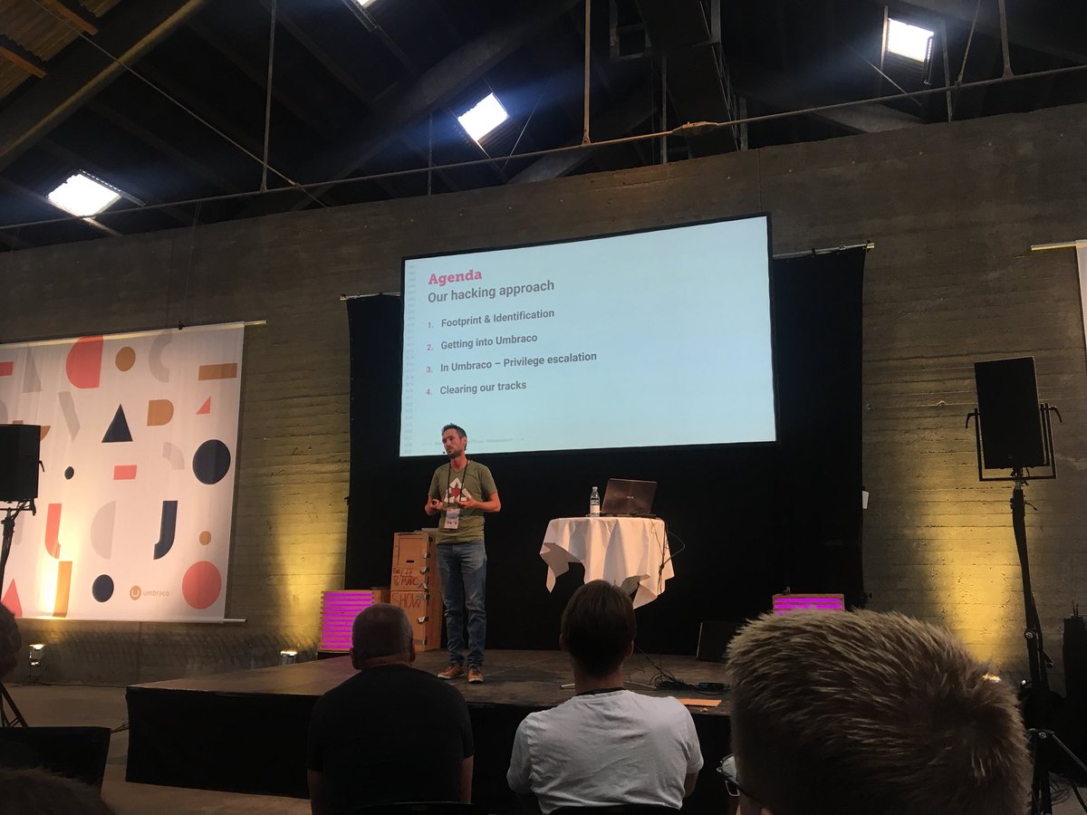Bliver klogere på sikkerhed i #umbraco på #codegarden 2018 <a href="/NoZebra/">No Zebra</a>
