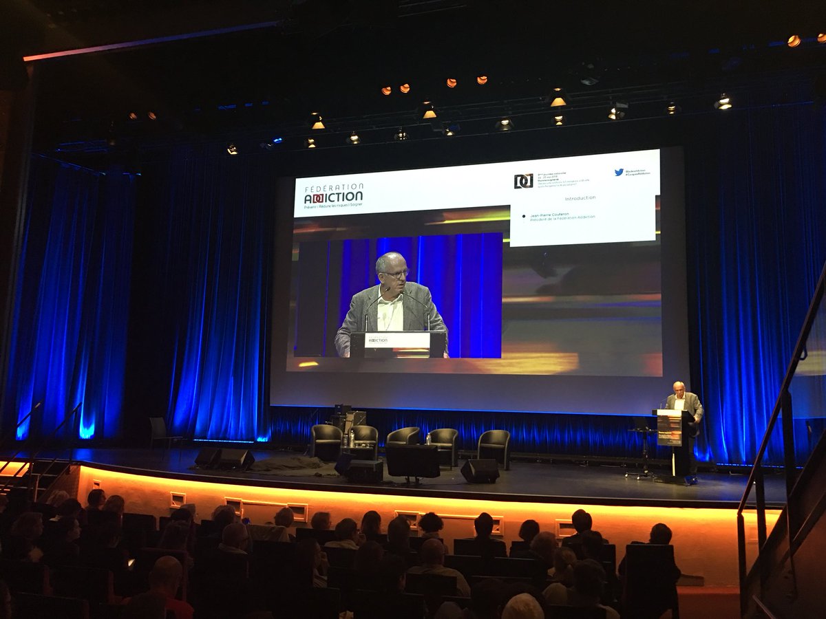 FedeAddiction's tweet photo. Après 12 années de présidence, une salle comble pour le dernier discours du Président de la @FedeAddiction @couteronjp #congresaddiction https://t.co/dXANwauCrj