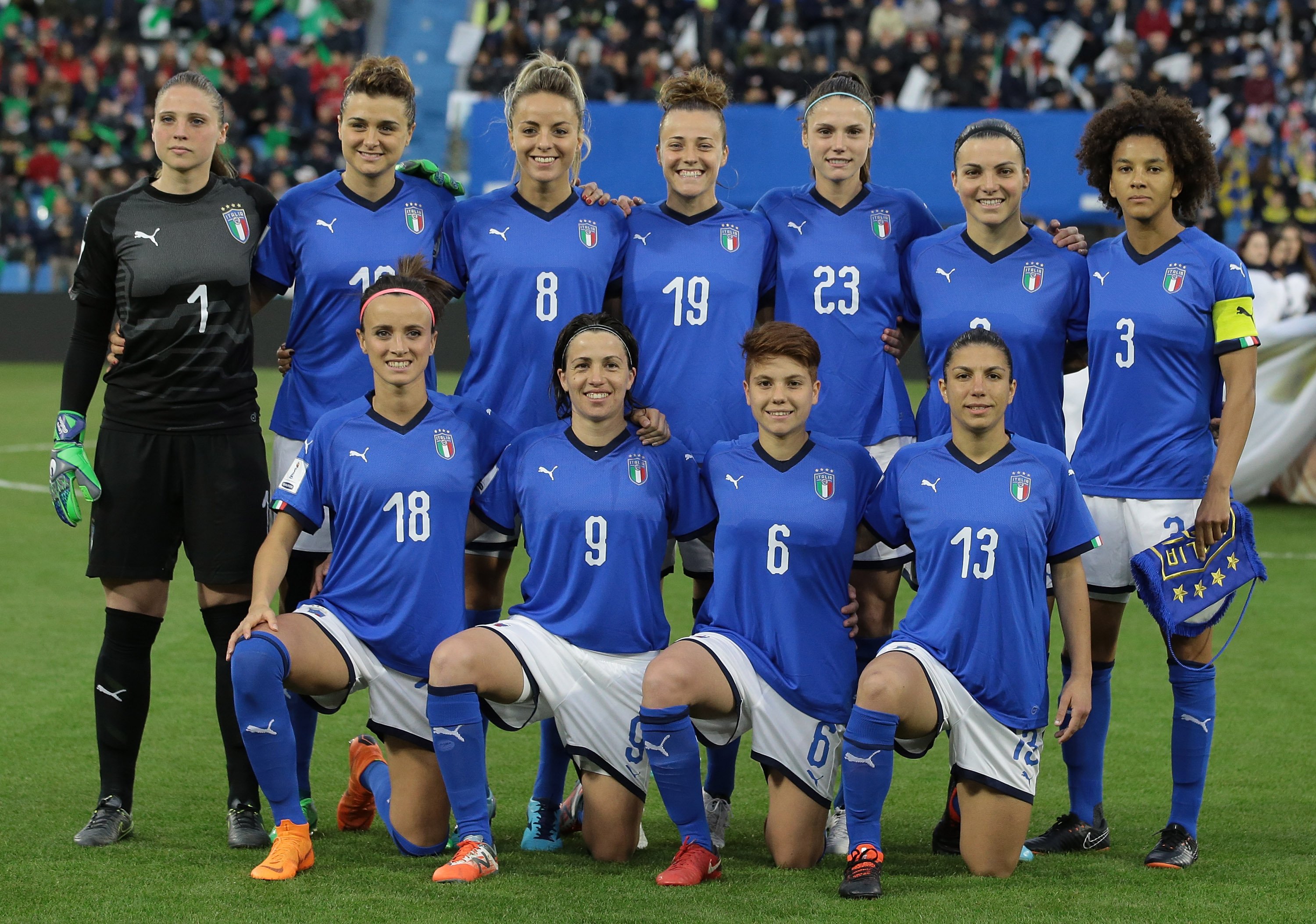 лига чемпионов уефа. исландия женщины. реал мадрид 2022. франция и италия. футбол женщины италия.