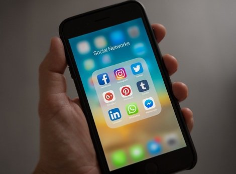 The highs and lows of social media marketing in 2018: Four experts give their insights goo.gl/895jqr