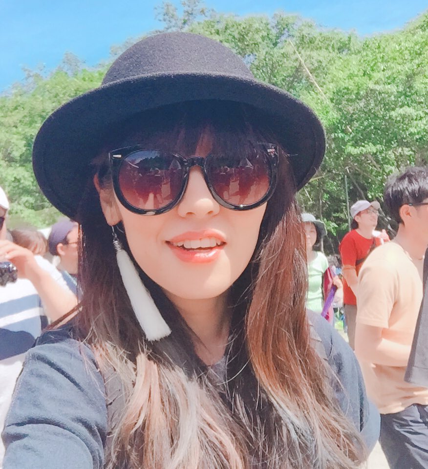 Milai_Asatsuki's tweet photo. 「昨日タリムに海外アーティスト連れて行ったけど、ミライちゃん予約いっぱいで鑑定できなかったよ。」とメールが...GRRRR!どのアーティストさんですか⁇超絶会いたかった😭
あえて528hzの波動周波数を変容させてスピーカーから爆音という異空間近未来システムパーティの恍惚再び✨
#Paramount2018 https://t.co/DKIzIBbXm0