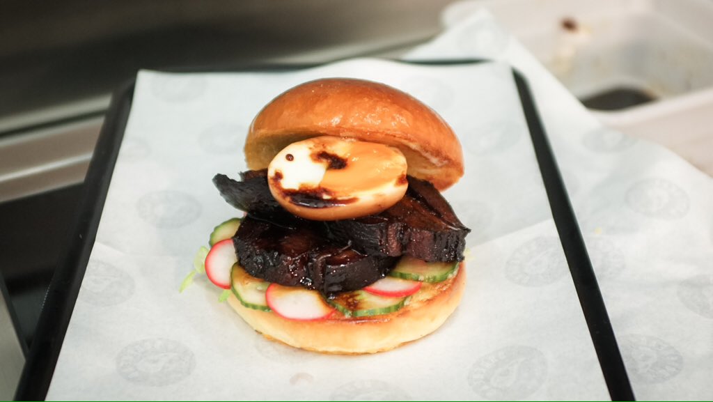 EatVietnam's tweet photo. Road testing the belly pork burgers last night... on the menu for next Tuesday's pop-up @boneheadbham. .
Still a few tables up for grabs, email info@eatvietnam.co.uk.
.
#EatVietnam #EatVN #VietnameseFood #PopUp #BoneHeadBirmingham #BellyPork https://t.co/Fzg1GzDZZT