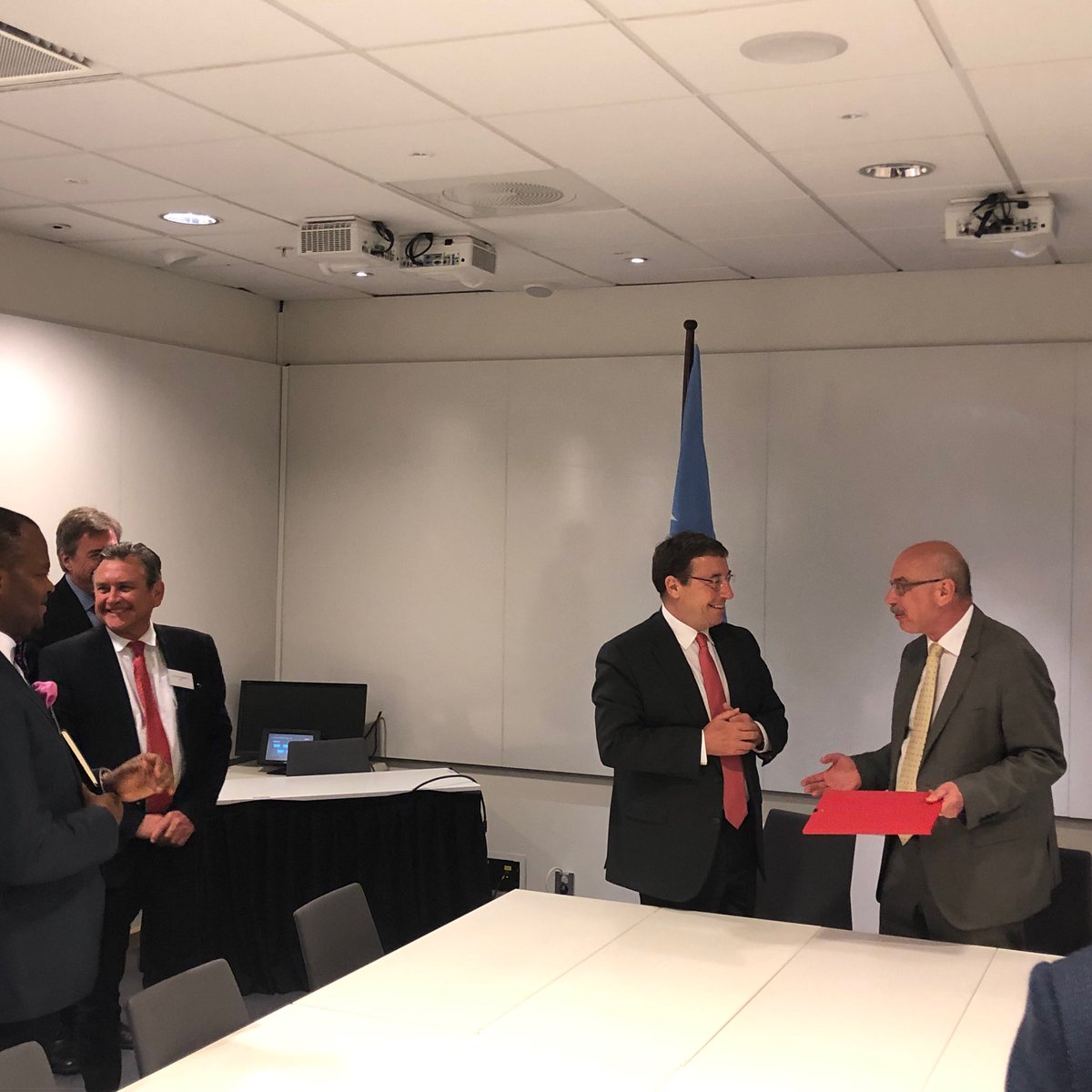 Pkeuleers1's tweet photo. .@undp and UN OCT MoU, signed yesterday, marks a new era for system-wide approach on #PVE #EndExtremism #Oslo2PVE @ASteiner @rravanesavanes https://t.co/u77PdyahQT