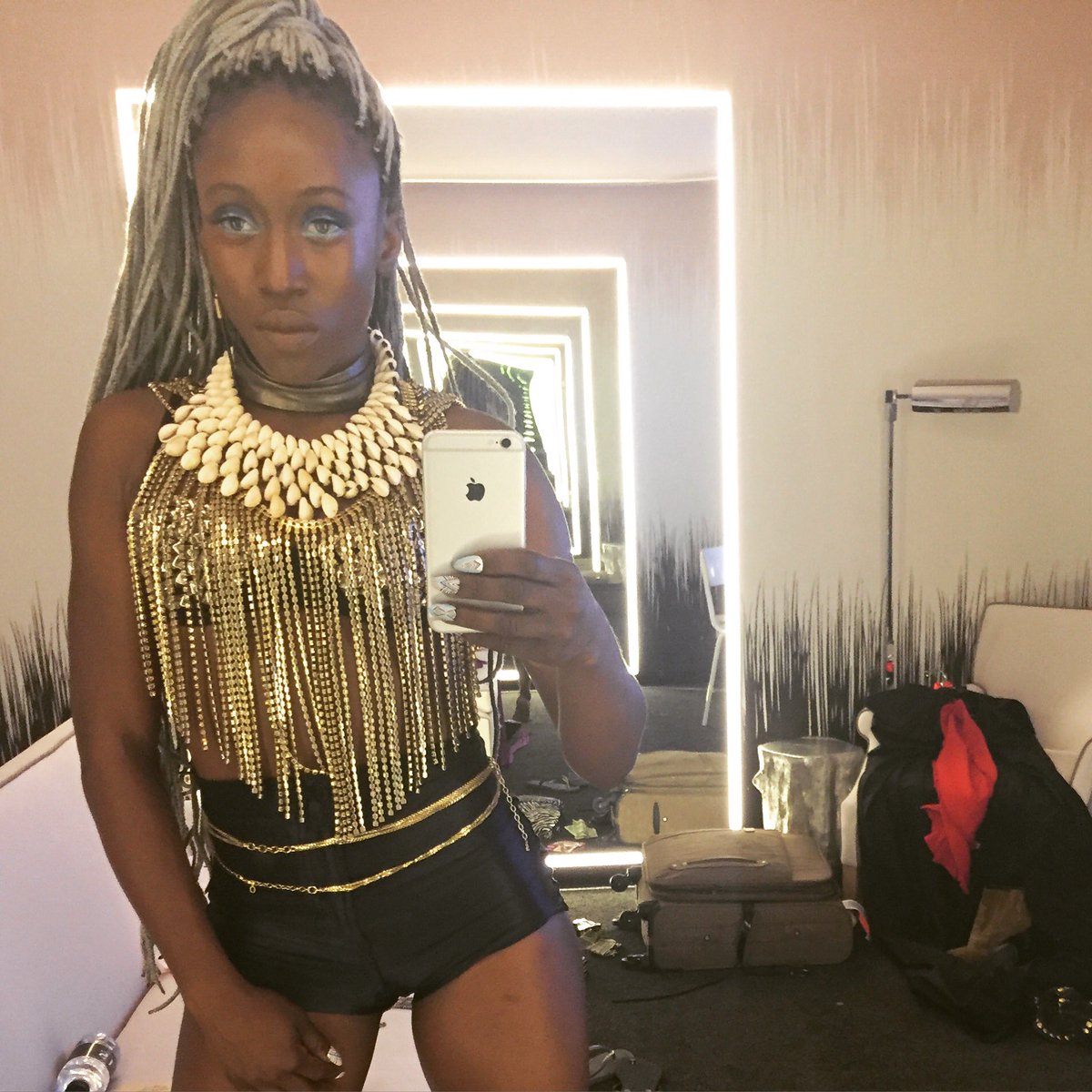 Yahzarah's tweet photo. #TBT 2015 The time I braided my hair for the @lennykravitz #StrutTour styled by @rodneyburns for @churchboutique 
Check out #lennykravitz on tour this summer the new production is incredible!!! Will miss them and will be cheering my brothers on this summer. 
#YahZarahTheCeremony https://t.co/14N049zwOU