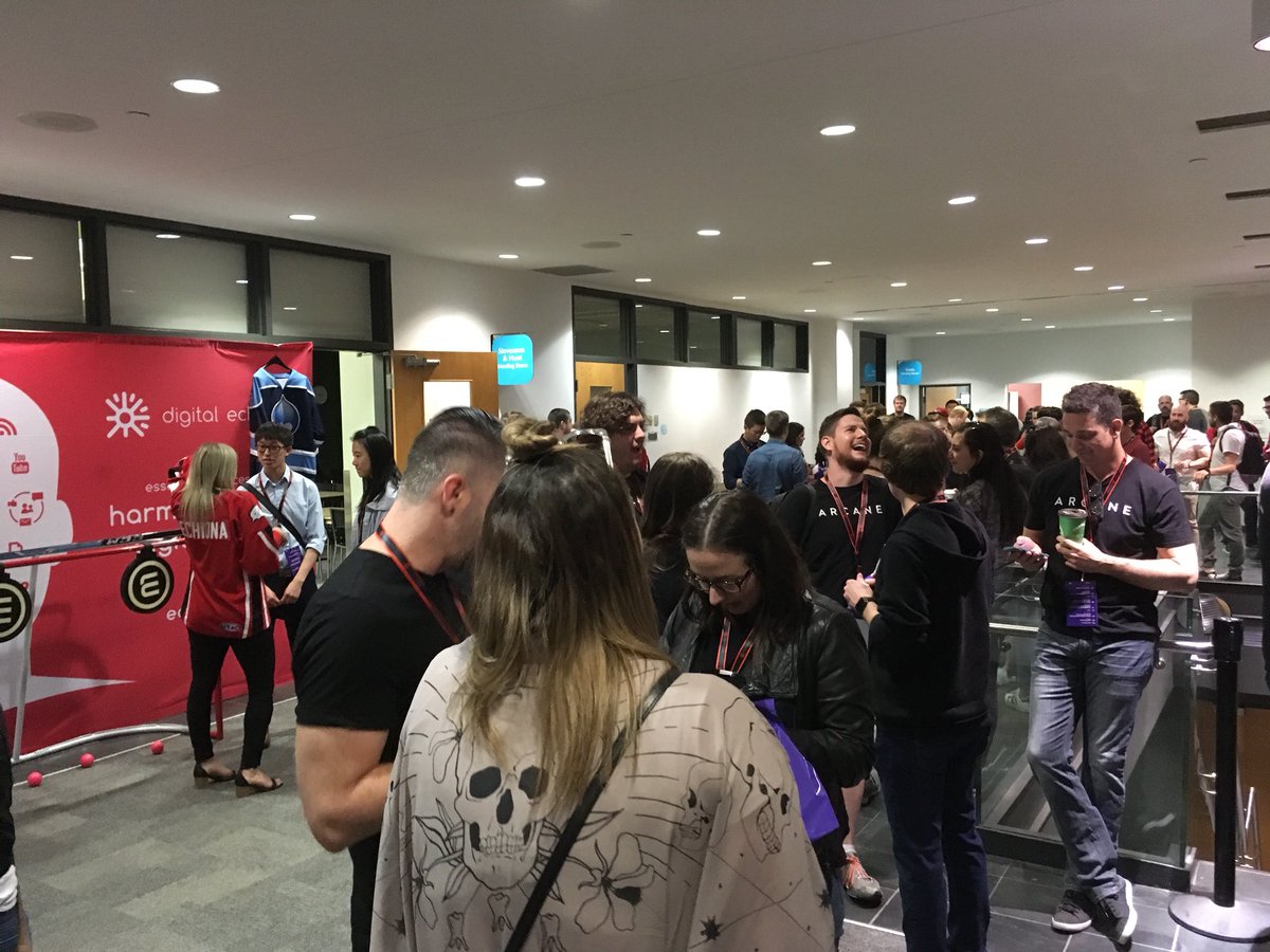 explodeconf's tweet image. Ppl arriving for #explodeconf18 in London, Ontario #code #design #product