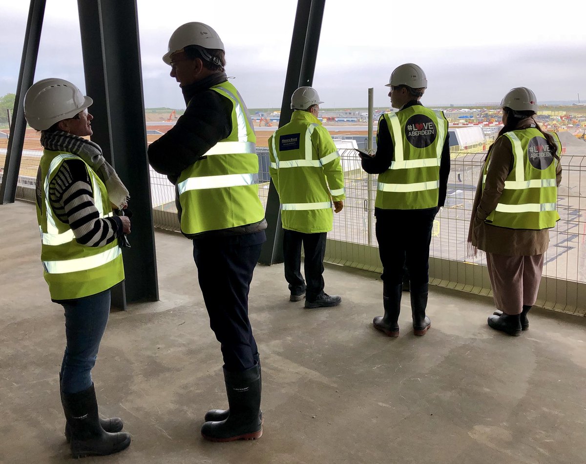 duffbruce's tweet photo. Exciting morning hosting @bariatricBOMSS representatives walk around prospective #BOMSS_2020 venue; the fantastic new @AECC_Aberdeen!  Thank you for all the enthusiasm and help from AECC and @VisitScotland team. Keeping my fingers crossed for top outcome! https://t.co/uuKJboLaKs