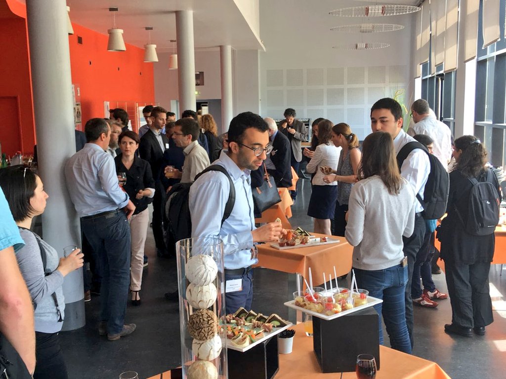 pole_materalia's tweet photo. Conférence internationale #SAM12 @IRT_M2P : Materalia a assisté aux réflexions autour de la place des matériaux dans la société. #analysecycledevie #économiedelafonctionnalité #économiecirculaire https://t.co/FJhSDc1Jus