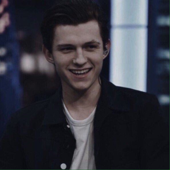 stanlayoutz's tweet photo. 🌌free tom holland &amp; louis tomlinson layout
👉🏻rt / fav if saving https://t.co/2jYGocvBDC