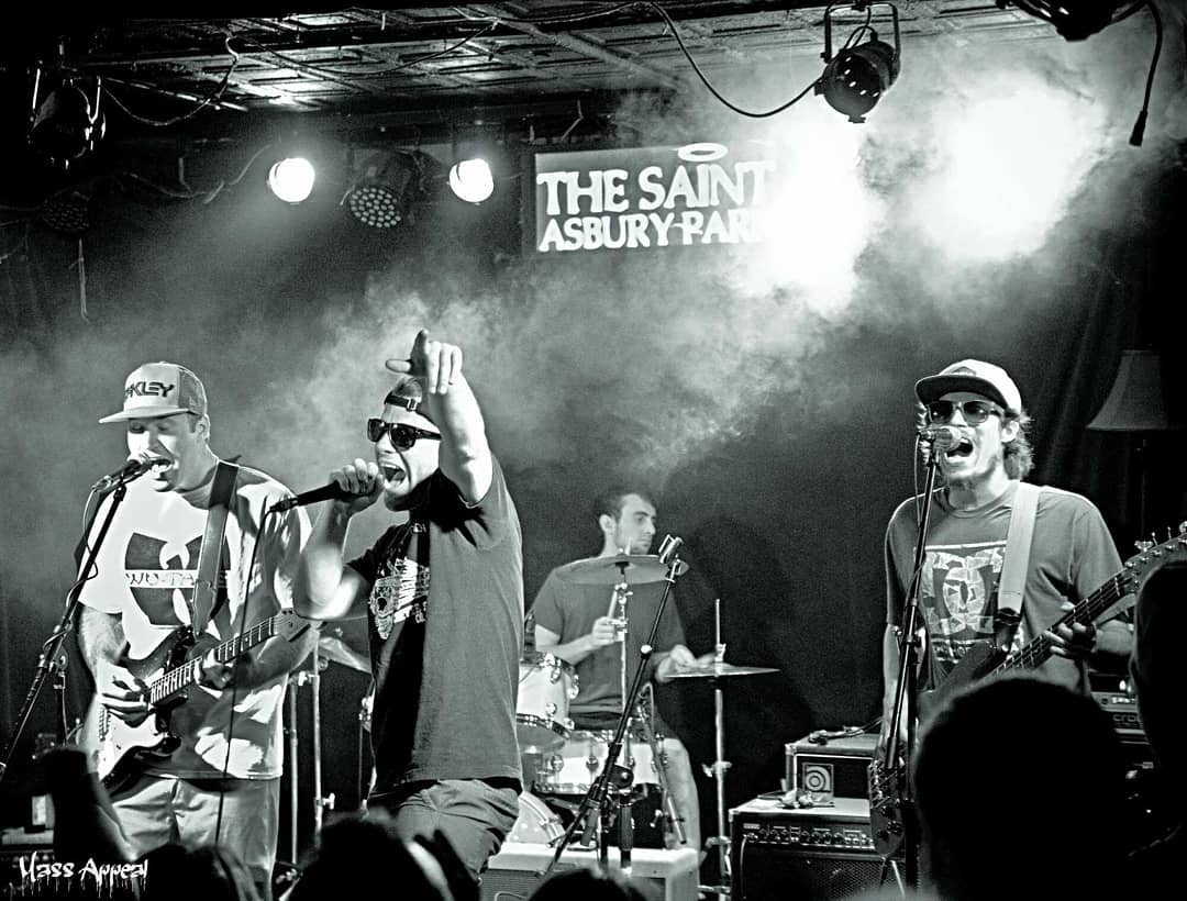 PSubmarines's tweet photo. Whos ready to jam? https://t.co/0j5IzAq5AO
