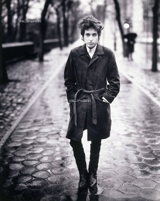 Uno scatto del 1965 di The Richard Avedon Foundation per celebrare il compleanno di #BobDylan 
(c)ChristieImages/Artothek/Alinari