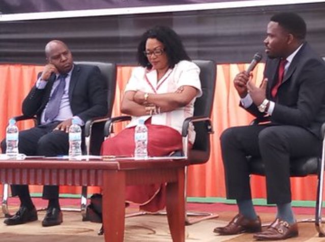 isimbi_edwige's tweet image. Happening now is a panel discussion on "The role of Pan African Youth in smooth conduct of electoral Process. The Case of Rwanda" 

Our Panelists are: 
Mr. MUNYANEZA Charles 
Hon. @Bamporikie 
Hon. @Mukazibera 
Moderator: @Muhirela 

#YouthConference2018 
#PamWeek 
#ALD2018